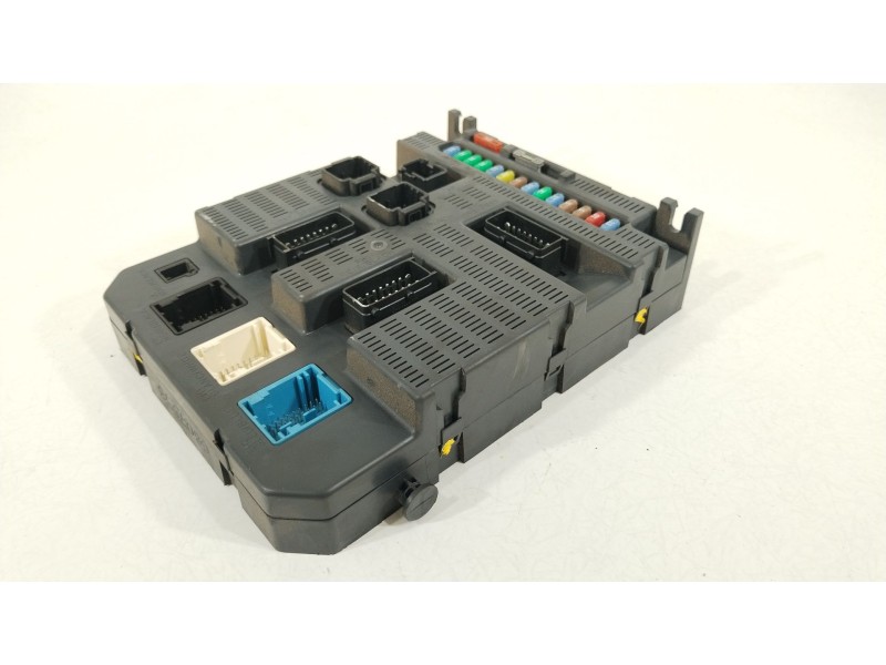 Recambio de caja reles / fusibles para citroën c4 i (lc_) 1.6 hdi referencia OEM IAM 9663798480 BSI2004P08 