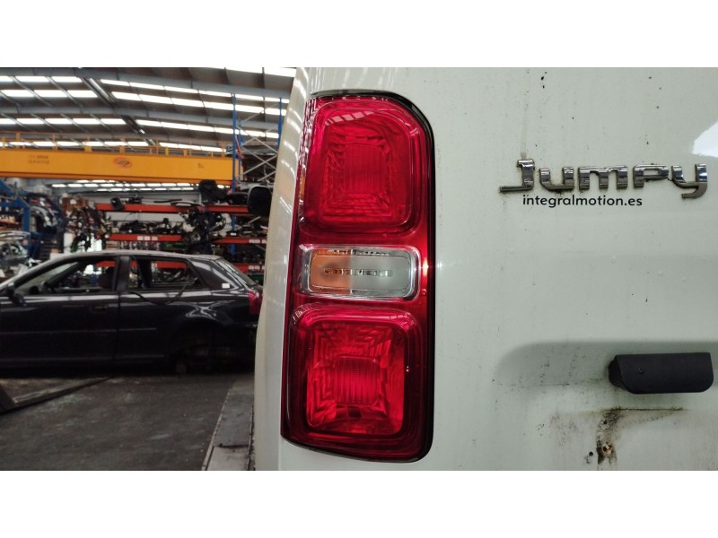 Recambio de piloto trasero izquierdo para citroën jumpy iii furgoneta (v_) 1.6 bluehdi 95 referencia OEM IAM   
