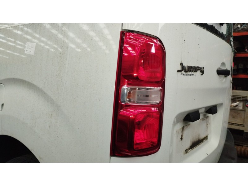 Recambio de piloto trasero izquierdo para citroën jumpy iii furgoneta (v_) 1.6 bluehdi 95 referencia OEM IAM   