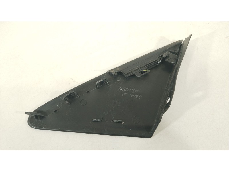 Recambio de moldura para renault captur i (j5_, h5_) 0.9 tce 90 referencia OEM IAM 638741762R  