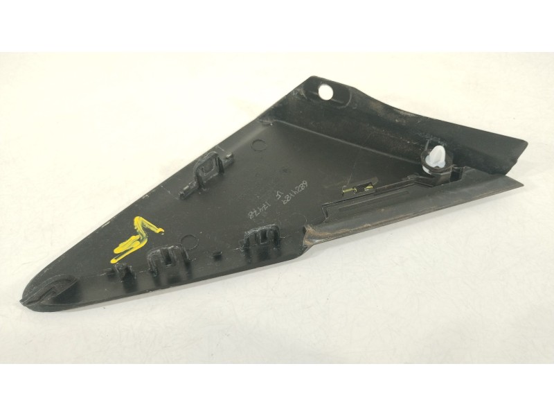 Recambio de moldura para renault captur i (j5_, h5_) 0.9 tce 90 referencia OEM IAM 638758325R  