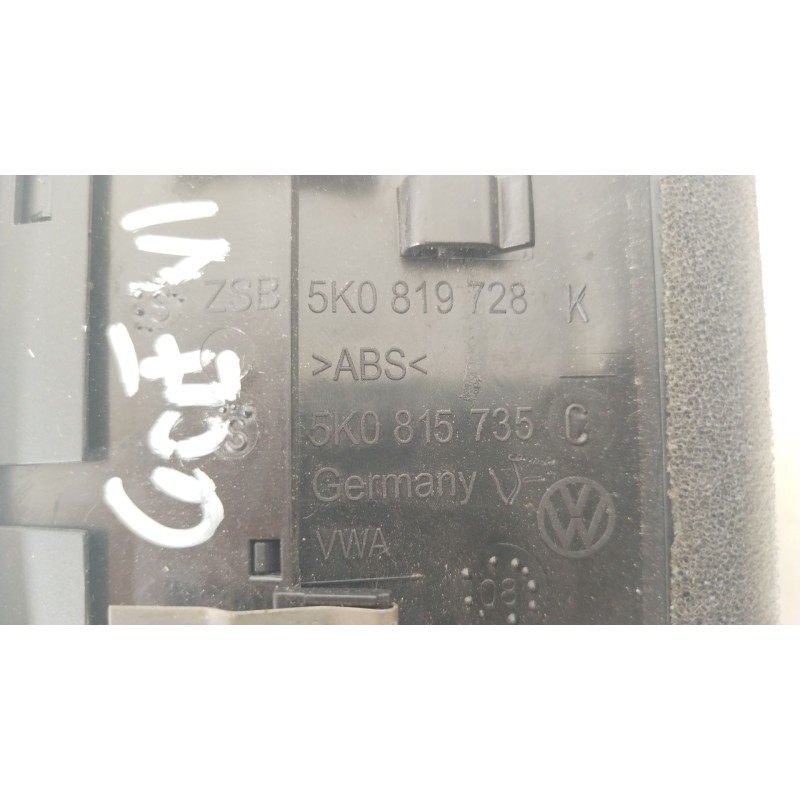 Recambio de rejilla aireadora para volkswagen golf vi (5k1) 1.4 tsi referencia OEM IAM 5K0819728 5K0815735 5K0815736