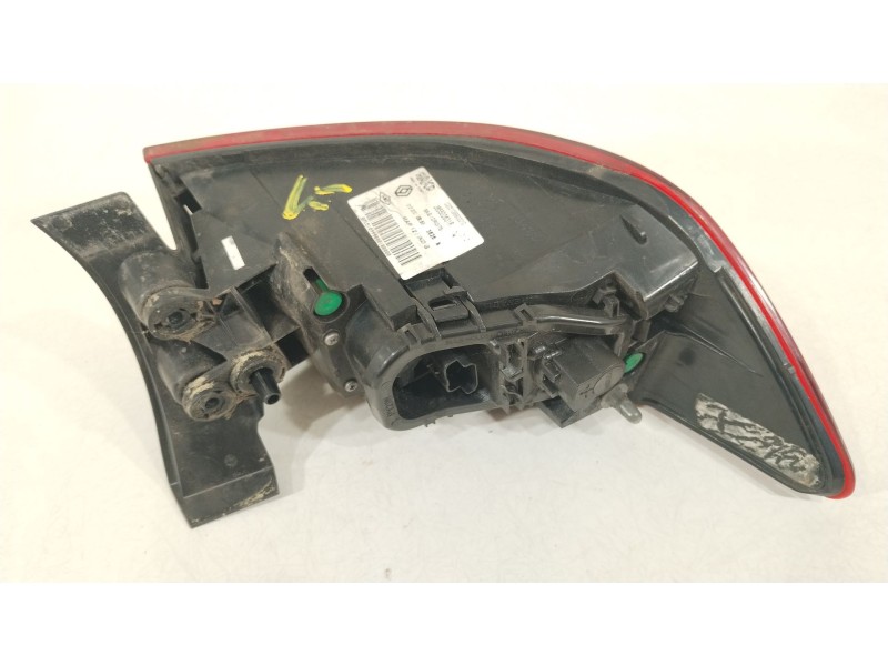 Recambio de piloto trasero derecho para renault clio iv (bh_) 1.5 dci 90 referencia OEM IAM 265502631R  