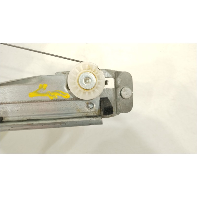Recambio de elevalunas delantero izquierdo para renault clio iv (bh_) 1.5 dci 90 referencia OEM IAM 807018534R 128001092 