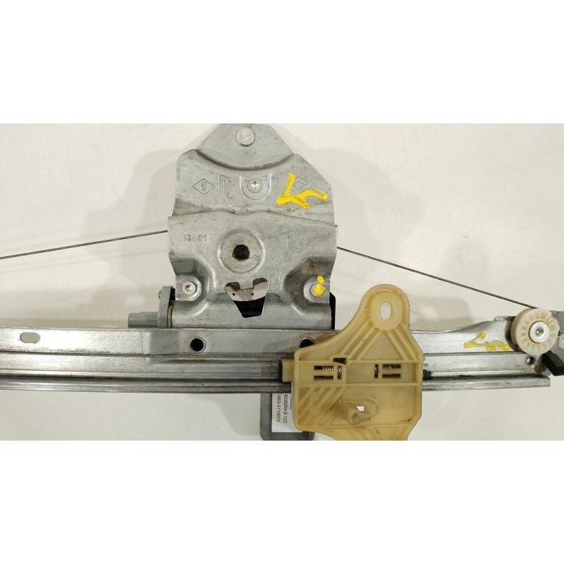 Recambio de elevalunas delantero izquierdo para renault clio iv (bh_) 1.5 dci 90 referencia OEM IAM 807018534R 128001092 
