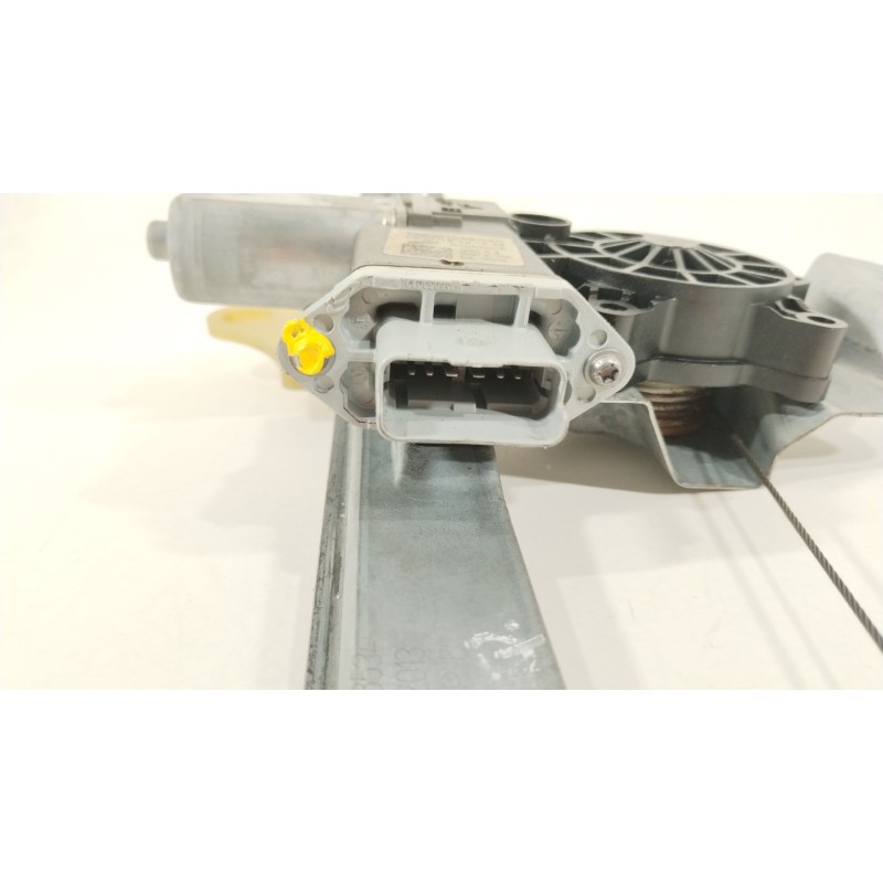Recambio de elevalunas delantero izquierdo para renault clio iv (bh_) 1.5 dci 90 referencia OEM IAM 807018534R 128001092 