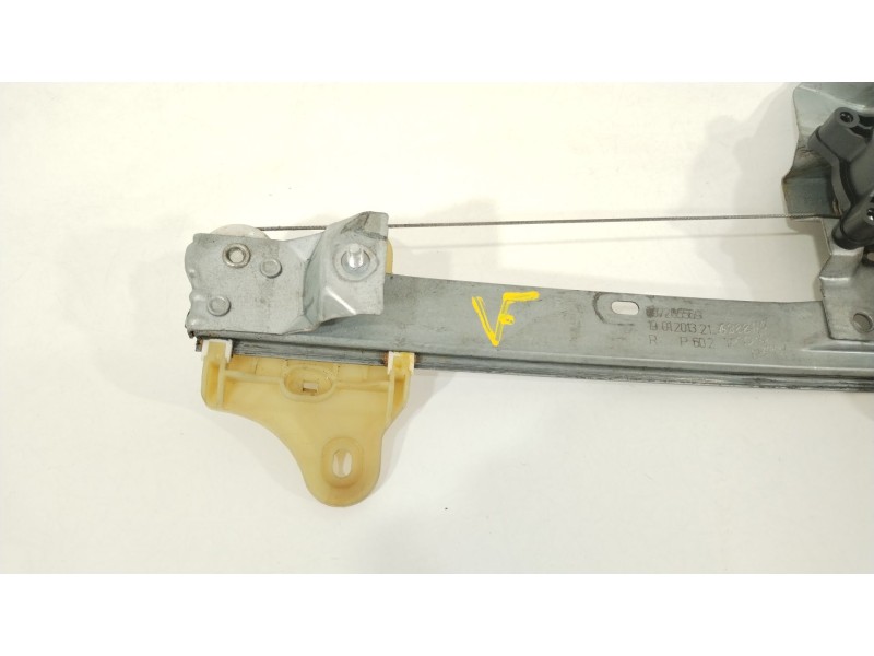 Recambio de elevalunas delantero derecho para renault clio iv (bh_) 1.5 dci 90 referencia OEM IAM 807205569R 128001071D 