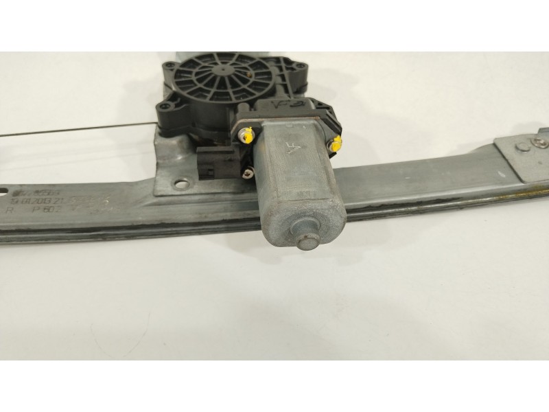 Recambio de elevalunas delantero derecho para renault clio iv (bh_) 1.5 dci 90 referencia OEM IAM 807205569R 128001071D 