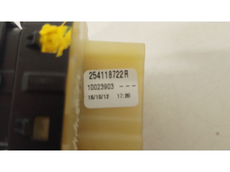 Recambio de mando elevalunas delantero izquierdo para renault clio iv (bh_) 1.5 dci 90 referencia OEM IAM 254118722R  