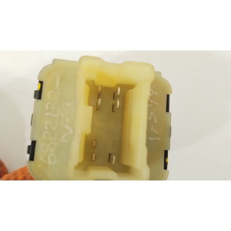 Recambio de mando elevalunas delantero izquierdo para renault clio iv (bh_) 1.5 dci 90 referencia OEM IAM 254118722R  