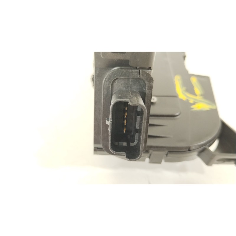 Recambio de cerradura puerta delantera izquierda para renault clio iv (bh_) 1.5 dci 90 referencia OEM IAM 805011929R  