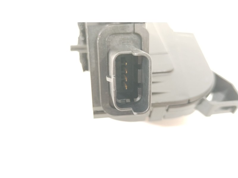 Recambio de cerradura puerta trasera izquierda para renault clio iv (bh_) 1.5 dci 90 referencia OEM IAM 825015591R  