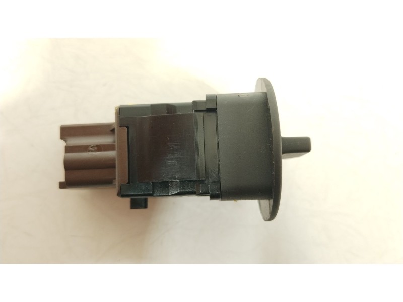 Recambio de interruptor para renault clio iv (bh_) 1.5 dci 90 referencia OEM IAM 681995290R  