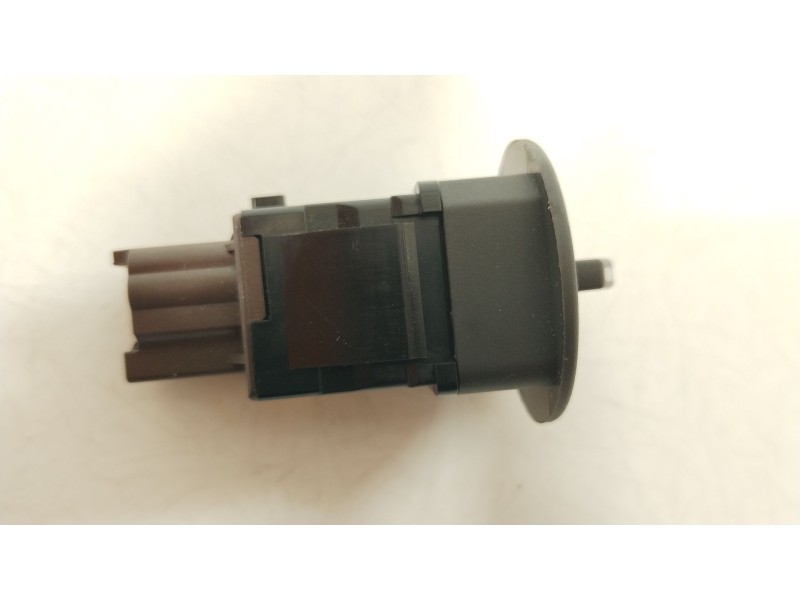 Recambio de interruptor para renault clio iv (bh_) 1.5 dci 90 referencia OEM IAM 681995290R  