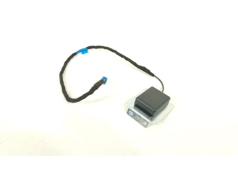 Recambio de antena para dacia sandero iii 1.0 sce 65 referencia OEM IAM 259755470R  