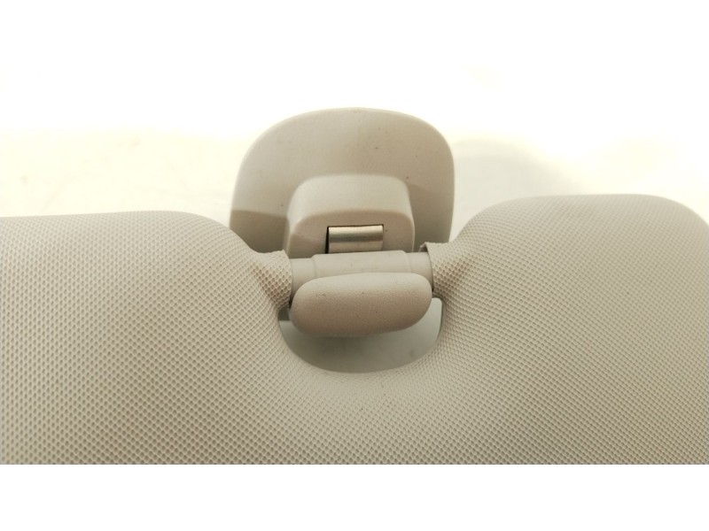 Recambio de parasol izquierdo para dacia sandero iii 1.0 sce 65 referencia OEM IAM 964019730R  