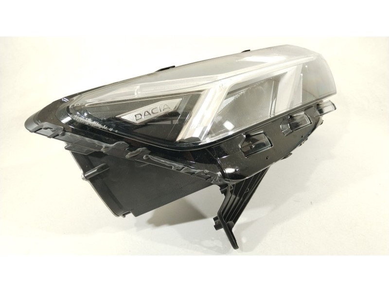 Recambio de faro derecho para dacia sandero iii 1.0 sce 65 referencia OEM IAM 260106343R  