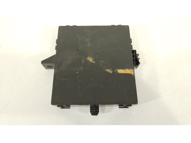 Recambio de modulo electronico para dacia sandero iii 1.0 sce 65 referencia OEM IAM 284B16583R  