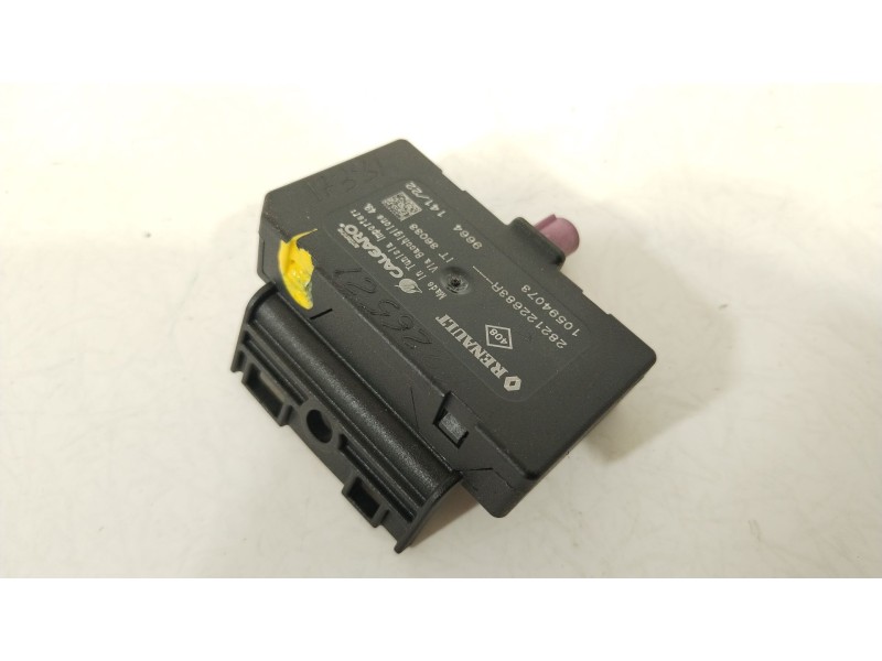 Recambio de antena para dacia sandero iii 1.0 sce 65 referencia OEM IAM 282122683R  