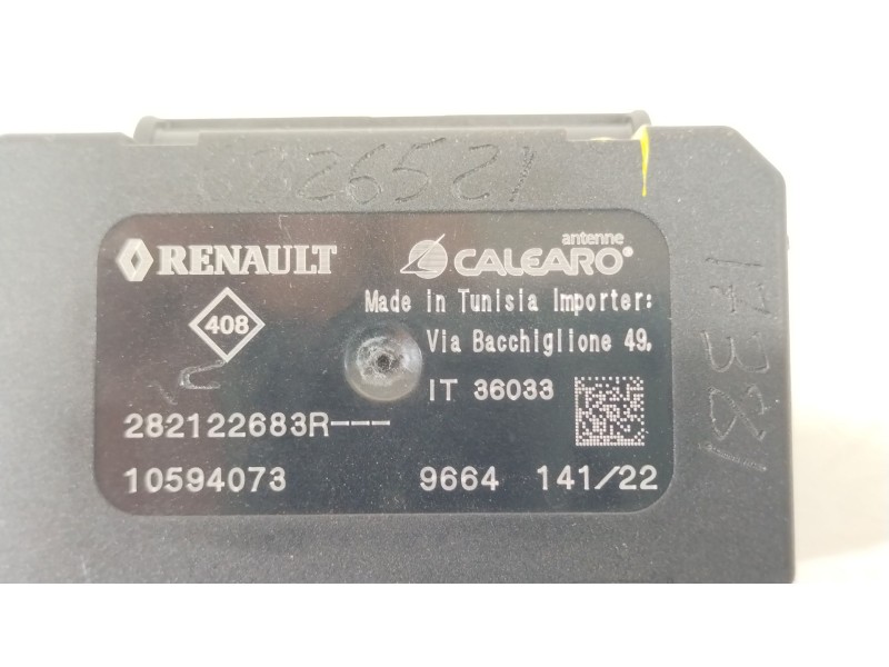 Recambio de antena para dacia sandero iii 1.0 sce 65 referencia OEM IAM 282122683R  