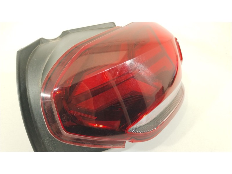 Recambio de piloto trasero derecho para dacia sandero iii 1.0 sce 65 referencia OEM IAM 265509530R  