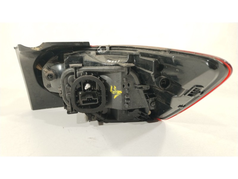 Recambio de piloto trasero izquierdo para dacia sandero iii 1.0 sce 65 referencia OEM IAM 265558235R  