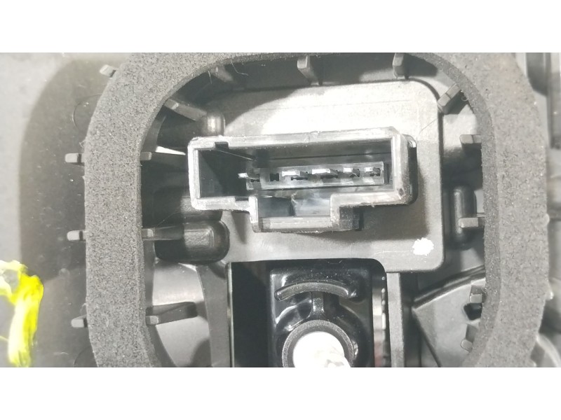 Recambio de piloto trasero izquierdo para dacia sandero iii 1.0 sce 65 referencia OEM IAM 265558235R  