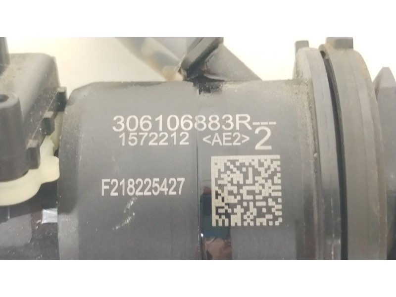Recambio de bombin embrague para dacia sandero iii 1.0 sce 65 referencia OEM IAM 306106883R  