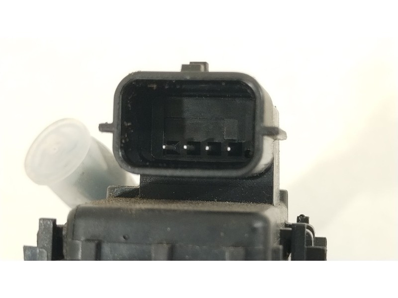 Recambio de bombin embrague para dacia sandero iii 1.0 sce 65 referencia OEM IAM 306106883R  