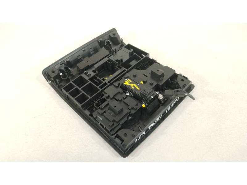 Recambio de luz interior para seat ibiza (kj1) fr ib referencia OEM IAM 2GA947105AF 5Q0951177A 