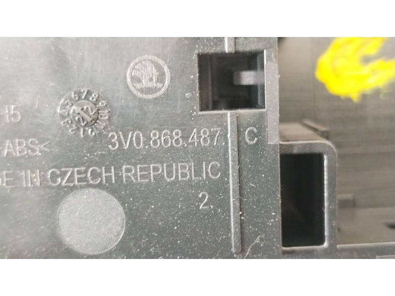Recambio de luz interior para seat ibiza (kj1) fr ib referencia OEM IAM 2GA947105AF 5Q0951177A 