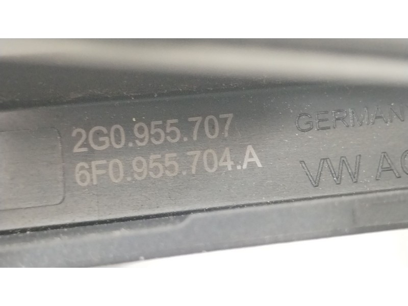Recambio de brazo limpia trasero para seat ibiza (kj1) fr ib referencia OEM IAM 6F0955704A  