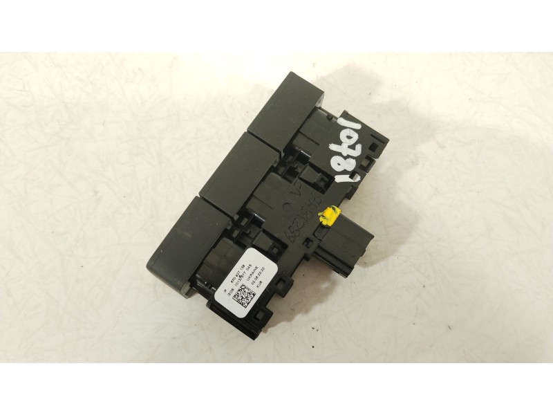 Recambio de mando multifuncion para seat ibiza (kj1) fr ib referencia OEM IAM 6F0927138  