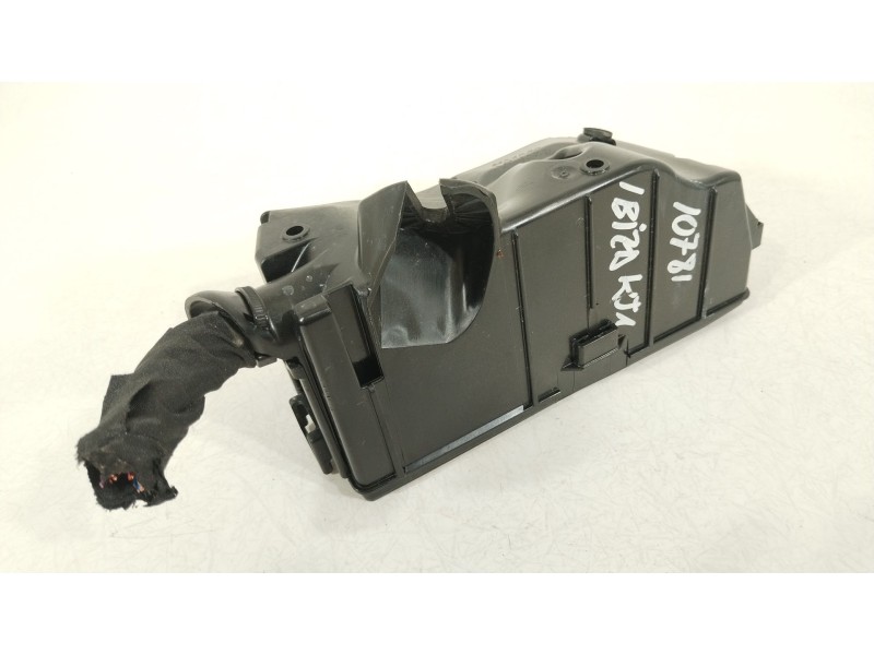 Recambio de caja reles / fusibles para seat ibiza (kj1) fr ib referencia OEM IAM 2Q0937132A 2Q0937132A 