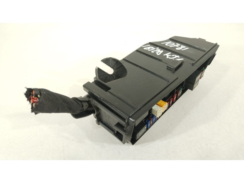 Recambio de caja reles / fusibles para seat ibiza (kj1) fr ib referencia OEM IAM 2Q0937132A 2Q0937132A 