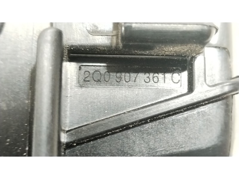 Recambio de caja reles / fusibles para seat ibiza (kj1) fr ib referencia OEM IAM 2Q0927165A 2Q0907361C 