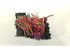 Recambio de caja reles / fusibles para seat ibiza (kj1) fr ib referencia OEM IAM 2Q0937615A   2