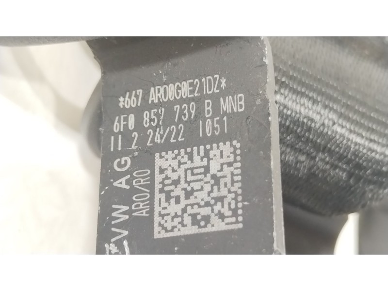 Recambio de enganche cinturon trasero central para seat ibiza (kj1) fr ib referencia OEM IAM 6F0857739B  