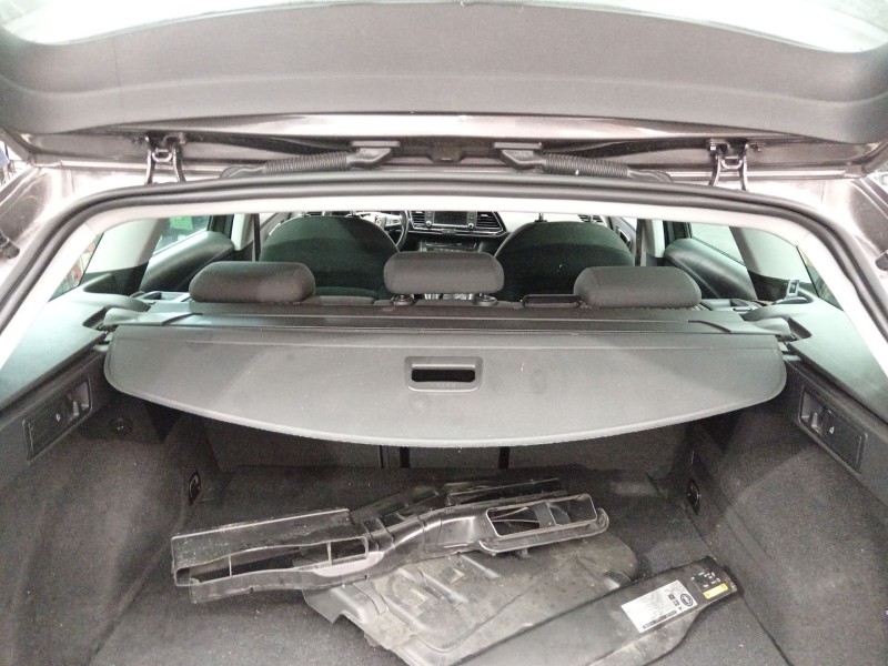 Recambio de bandeja trasera para seat leon st (5f8) 1.6 tdi referencia OEM IAM   
