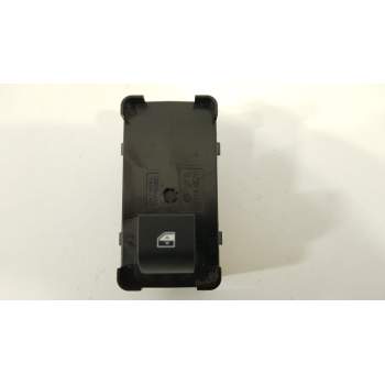 MANDO ELEVALUNAS DELANTERO DERECHO 93581N1200NNB 