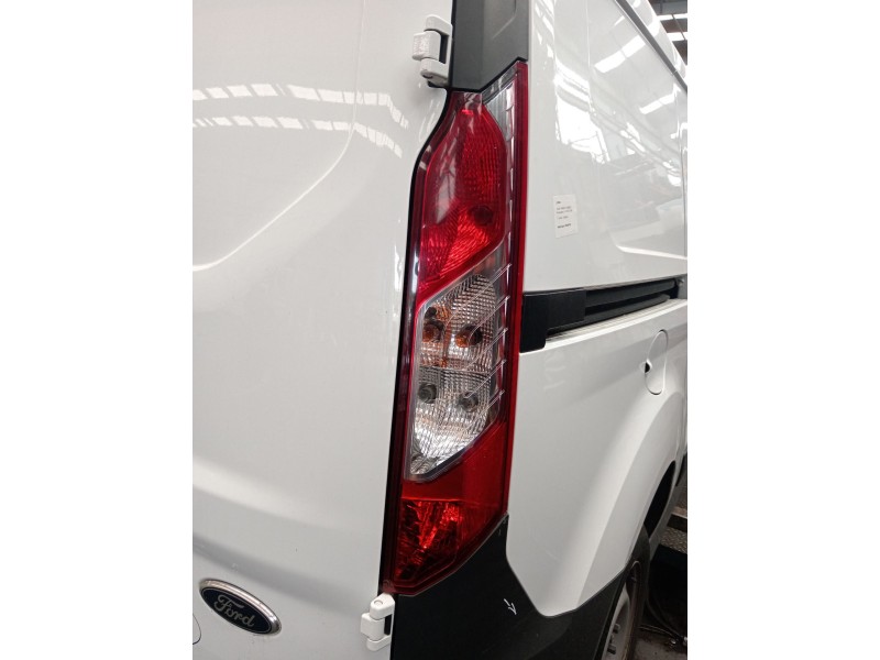 Recambio de piloto trasero derecho para ford transit connect monospace 1.6 tdci referencia OEM IAM DT1113404AD 2390058 