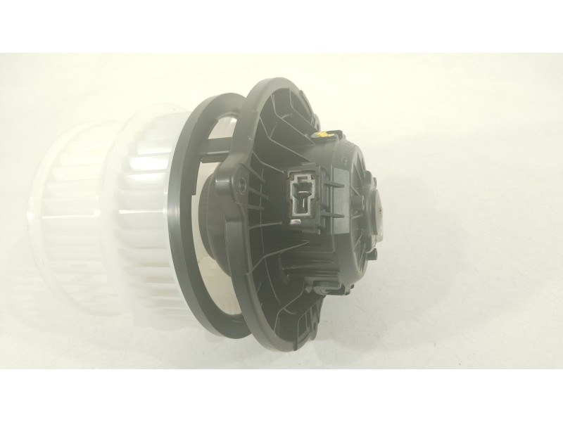 Recambio de ventilador calefaccion para kia sorento () referencia OEM IAM 97113P4200 MQ4HEV 