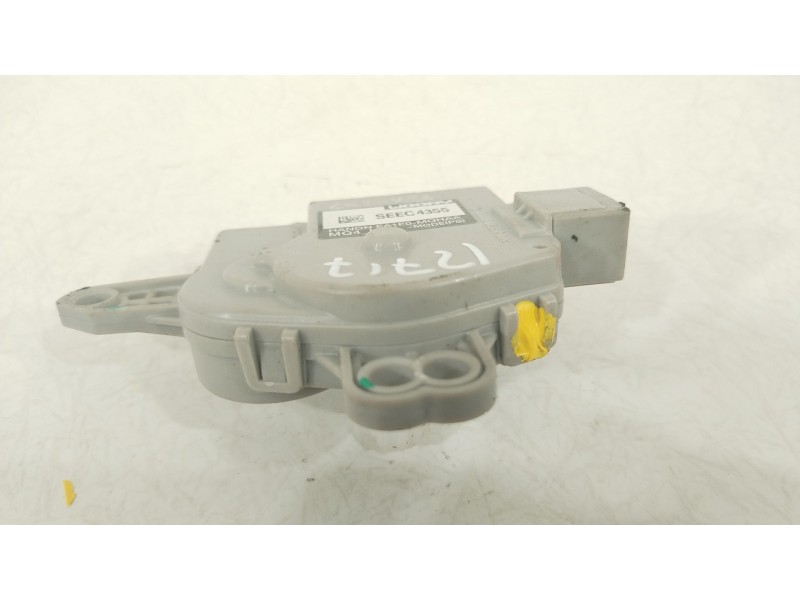 Recambio de motor apertura trampillas climatizador para kia sorento () referencia OEM IAM EA1F0MQHAA SEEC4355 