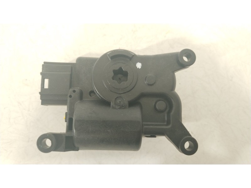 Recambio de motor apertura trampillas climatizador para seat ibiza (kj1) fr referencia OEM IAM 2Q0907511A  