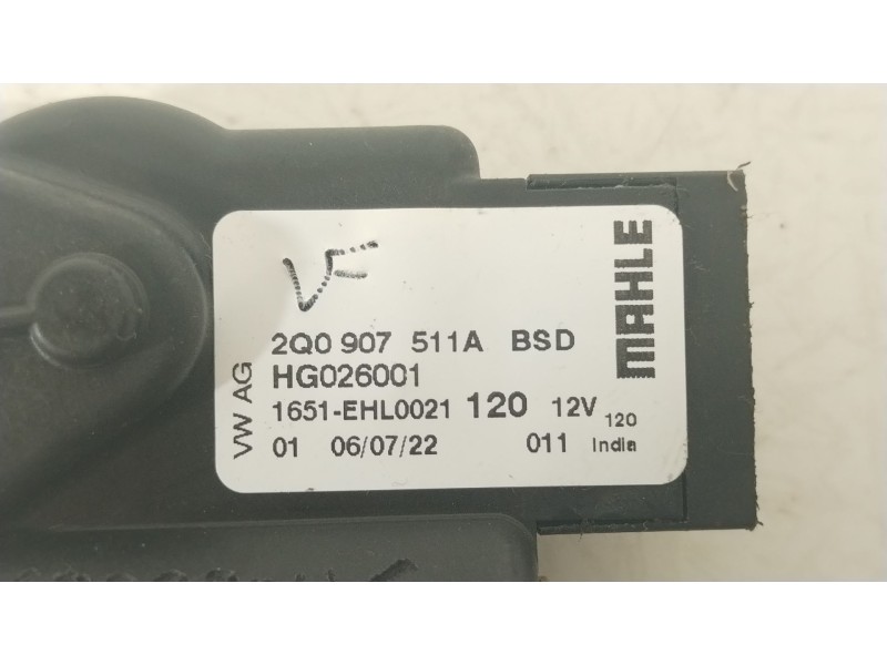 Recambio de motor apertura trampillas climatizador para seat ibiza (kj1) fr referencia OEM IAM 2Q0907511A  