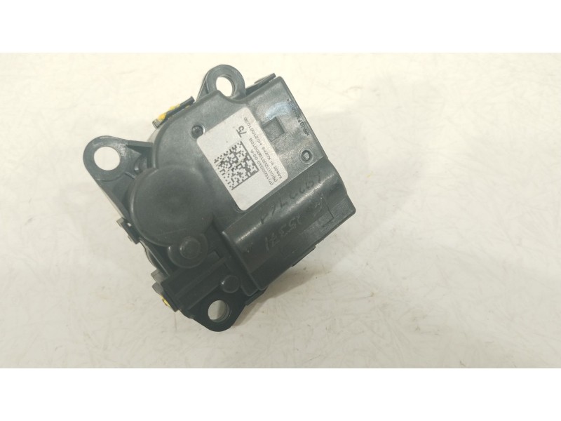 Recambio de motor apertura trampillas climatizador para tesla model 3 ev referencia OEM IAM 150064000A  
