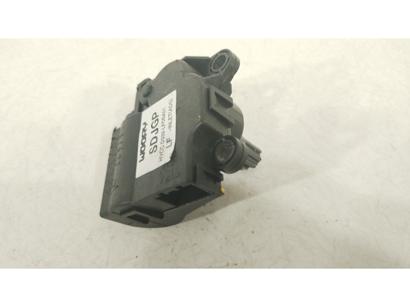 Recambio de motor apertura trampillas climatizador para kia sorento () referencia OEM IAM HVCCD332LFDBA01  