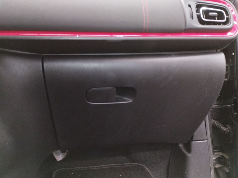 Recambio de guantera para citroën c3 iii (sx) 1.5 bluehdi 100 (sxyhyp, sxyhtu) referencia OEM IAM   