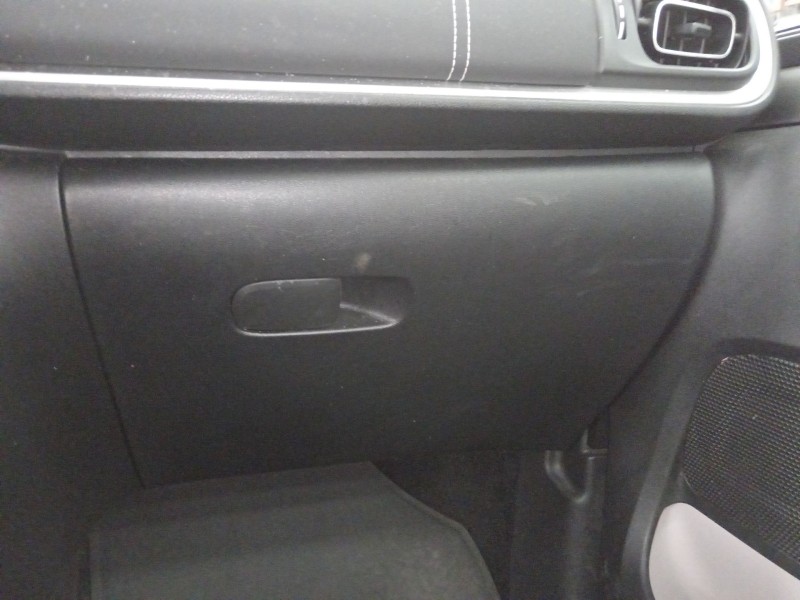Recambio de guantera para citroën c3 iii (sx) 1.5 bluehdi 100 (sxyhyp, sxyhtu) referencia OEM IAM 98124977ZD  