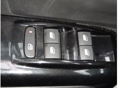 Recambio de mando elevalunas delantero izquierdo para citroën c3 iii (sx) 1.2 thp 110 referencia OEM IAM   